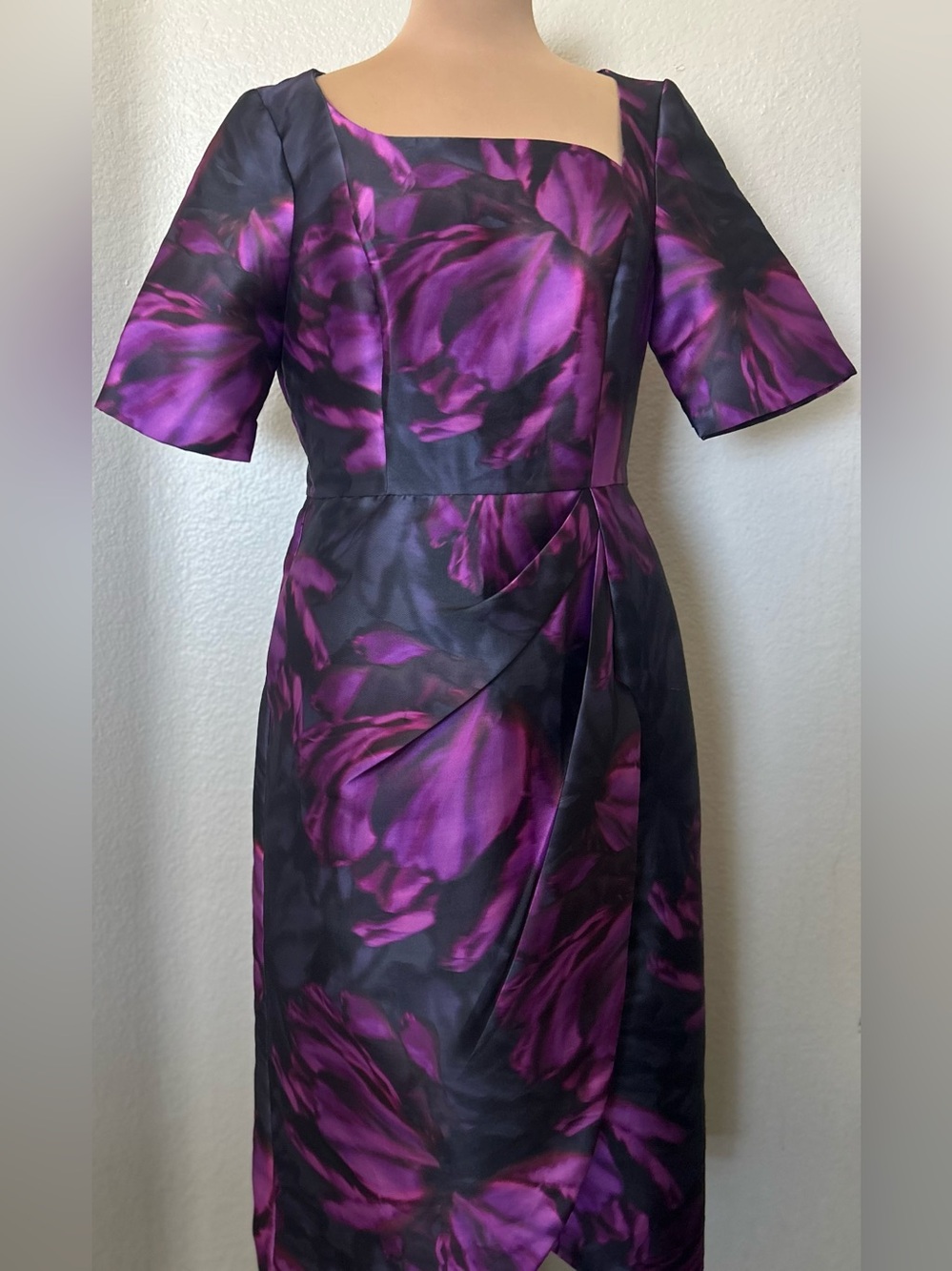 Kay Unger Purple Floral Square Neck Long Sleeve Dress